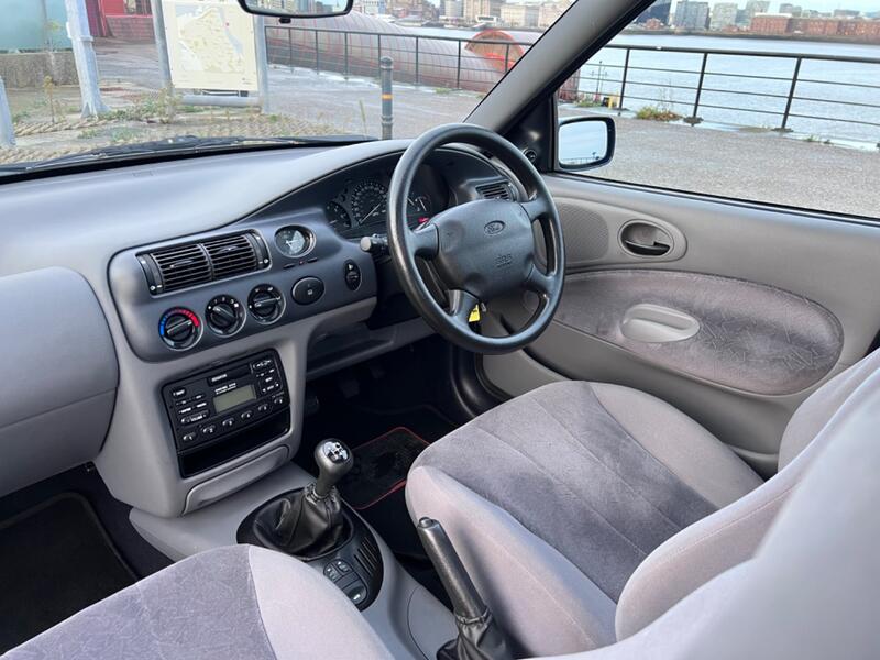 FORD ESCORT