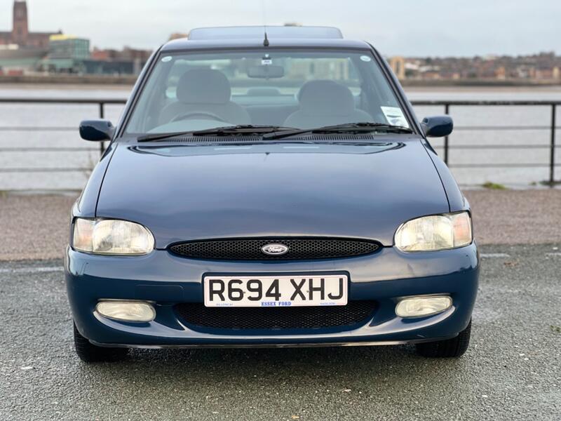 FORD ESCORT