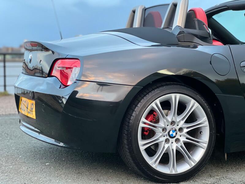 View BMW Z4 2.5 Z4 2.5i Sport Roadster