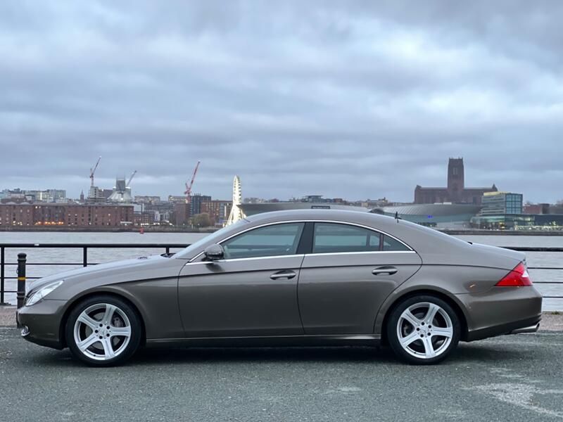 MERCEDES-BENZ CLS