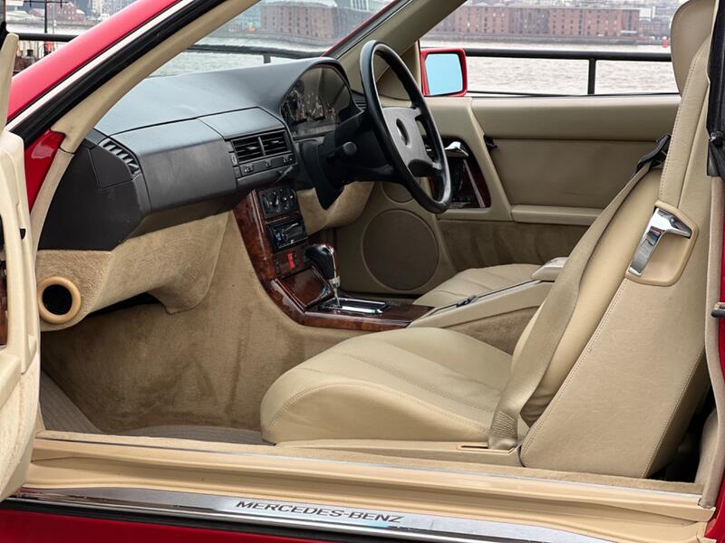 MERCEDES-BENZ 500