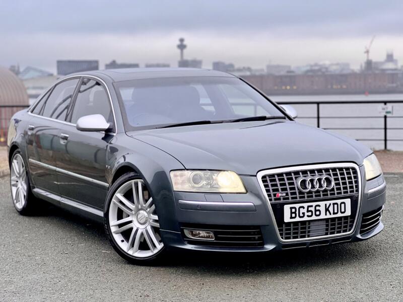 AUDI S8