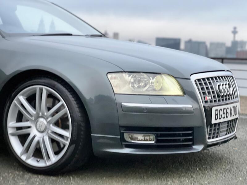 AUDI S8