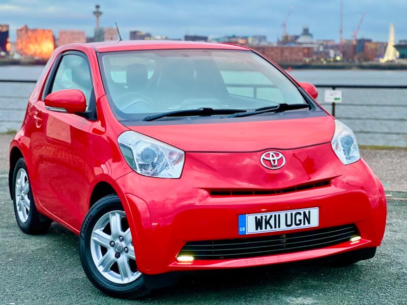 TOYOTA IQ