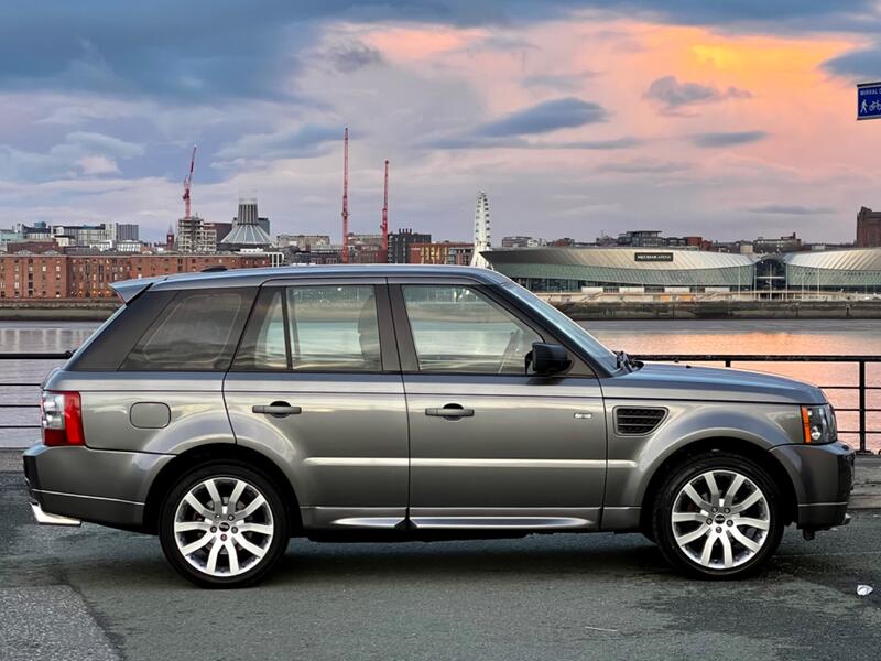 View LAND ROVER RANGE ROVER SPORT 2.7 TD V6 Stormer SE 