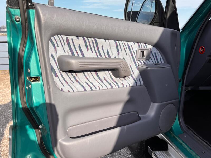 TOYOTA LAND CRUISER COLORADO
