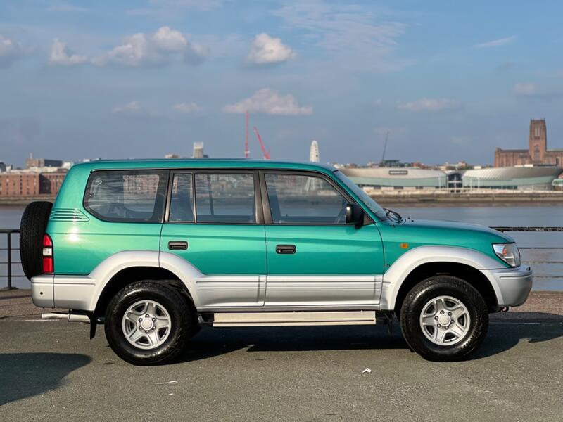 View TOYOTA LAND CRUISER COLORADO 3.0 TD GX 