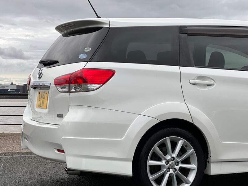 TOYOTA BB