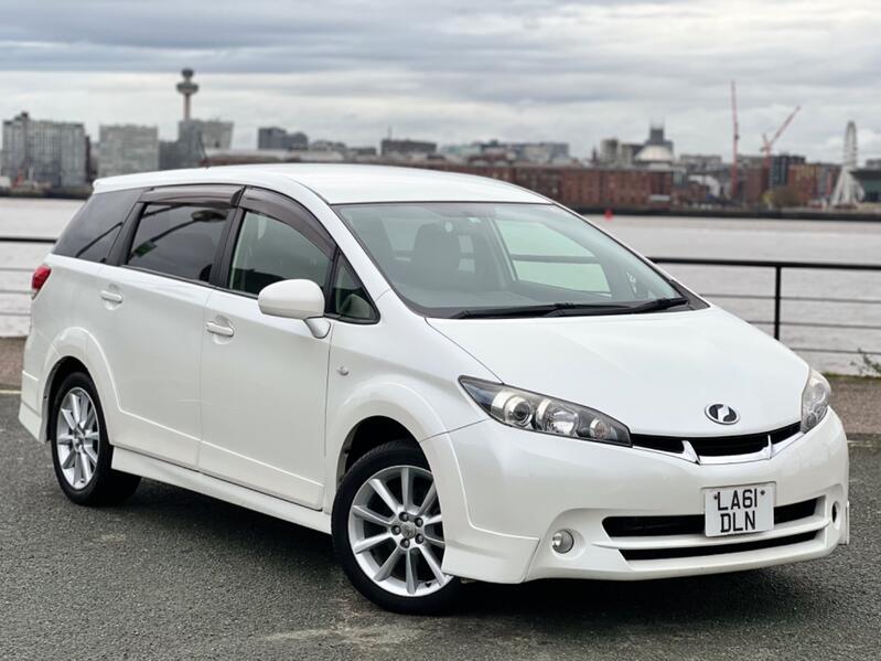 View TOYOTA BB   Wish 2.0Z 6 Seater Automatic