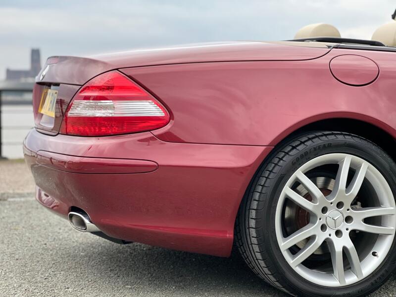 View MERCEDES-BENZ SL CLASS SL350 3.5 Roadster