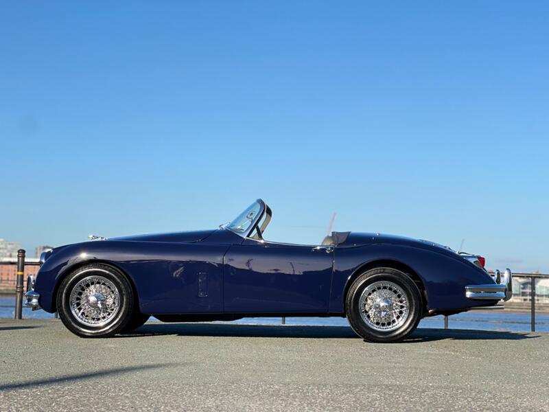 JAGUAR XK150