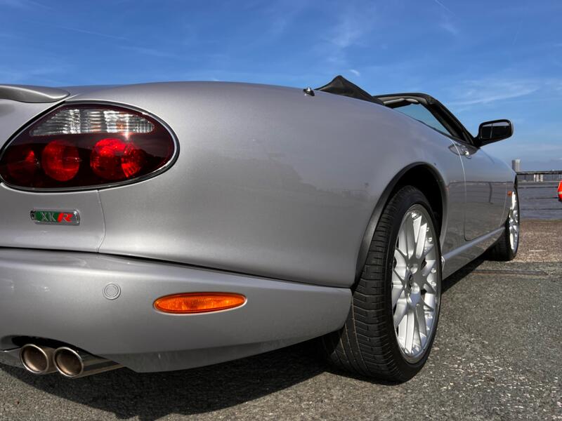 JAGUAR XKR-S
