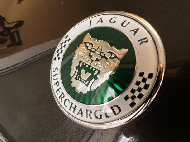 JAGUAR XKR