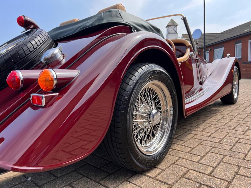 MORGAN PLUS 4