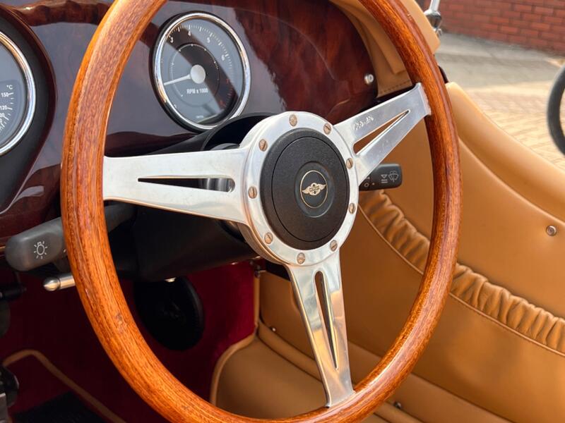 MORGAN PLUS 4