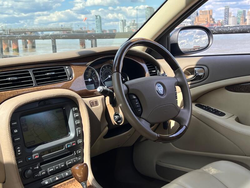 JAGUAR S-TYPE