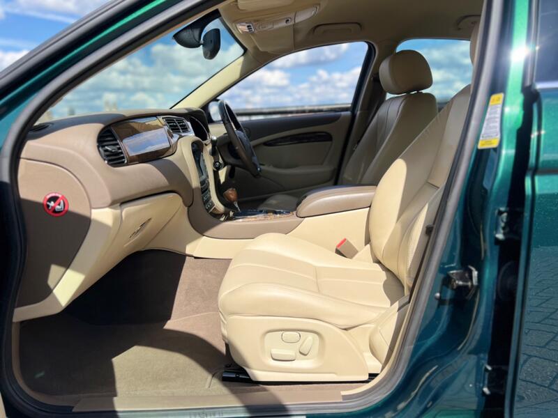 JAGUAR S-TYPE