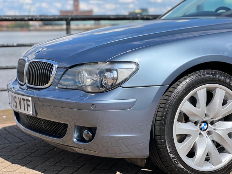 BMW 7 SERIES