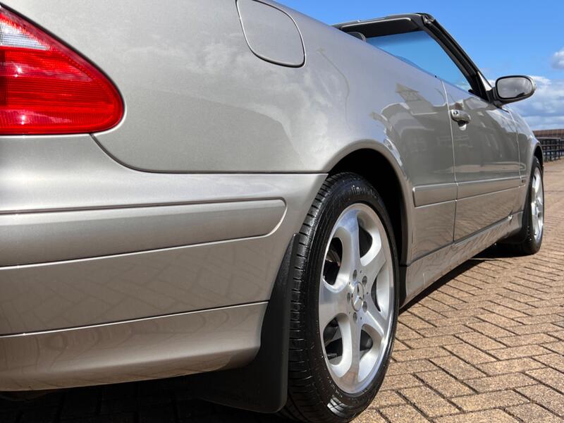 MERCEDES-BENZ CLK