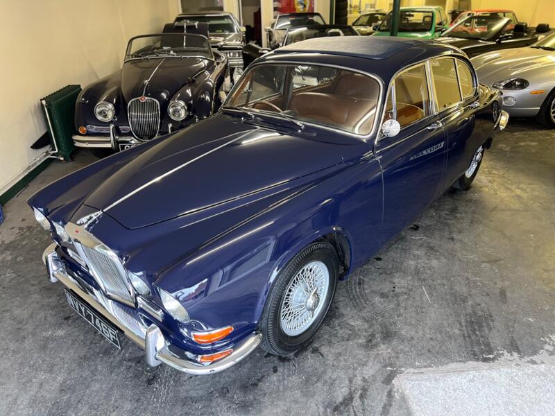 JAGUAR 420