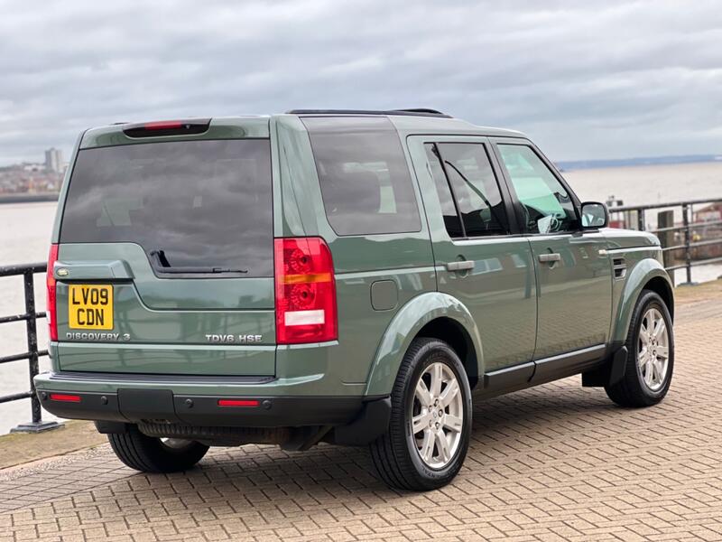 View LAND ROVER DISCOVERY 3 2.7 TD V6 HSE