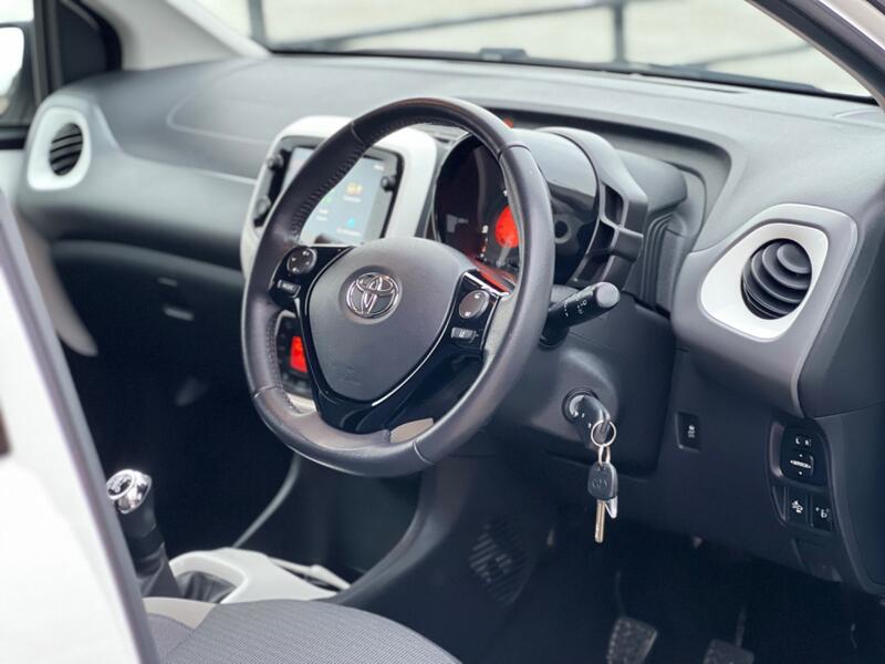 TOYOTA AYGO
