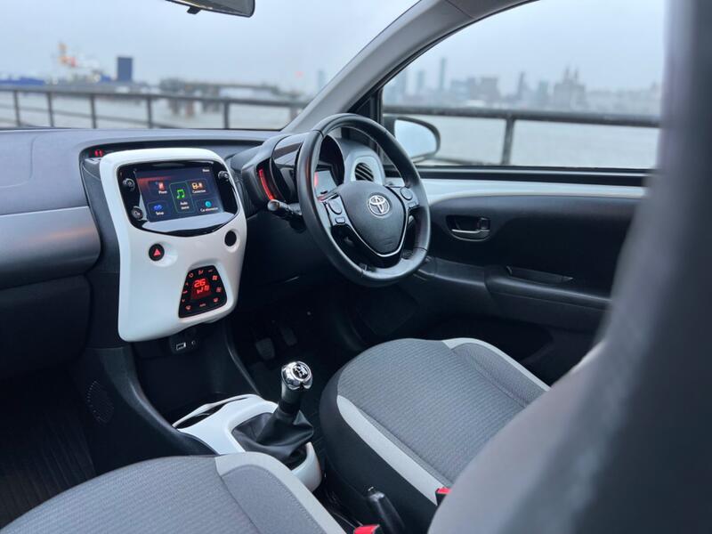 TOYOTA AYGO