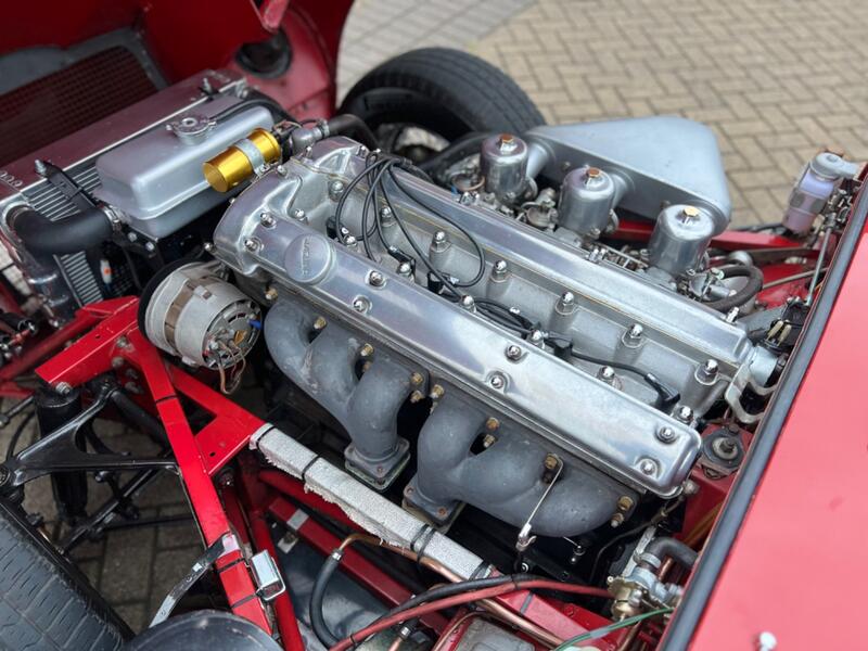 JAGUAR E-TYPE