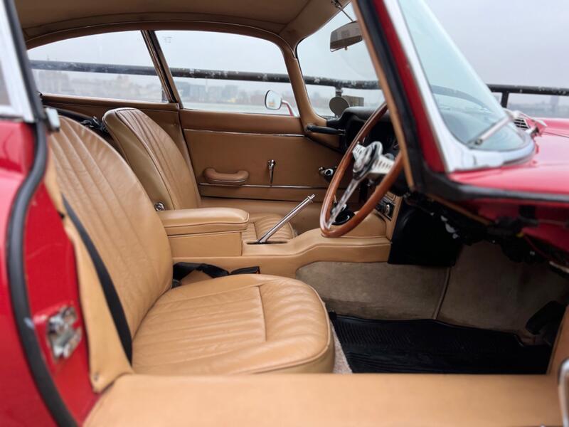 JAGUAR E-TYPE