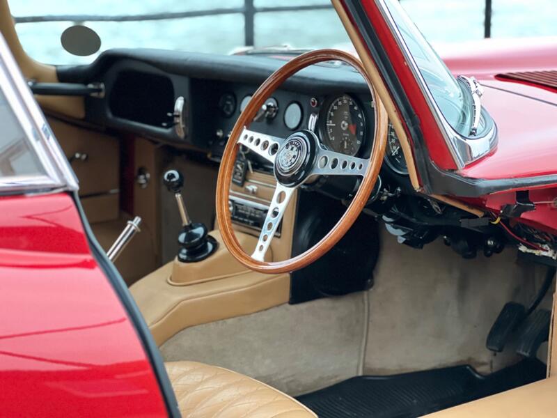 JAGUAR E-TYPE
