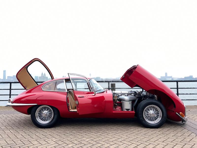 JAGUAR E-TYPE