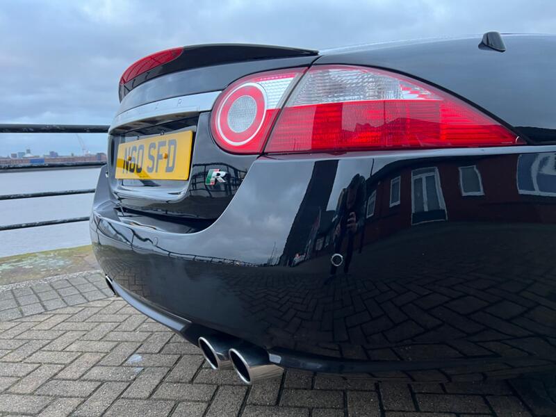 JAGUAR XKR