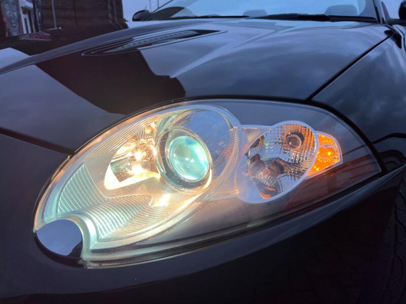 JAGUAR XKR