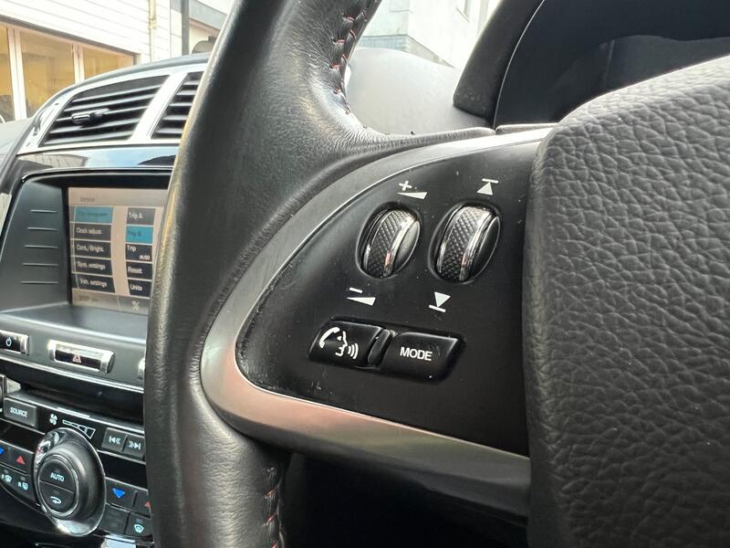 JAGUAR XKR