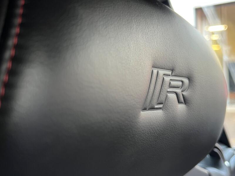 JAGUAR XKR