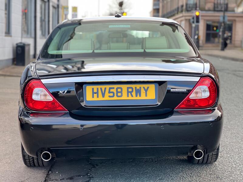 JAGUAR XJ