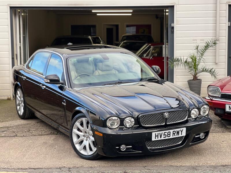 JAGUAR XJ