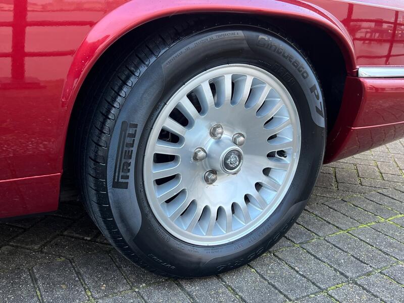 JAGUAR XJS
