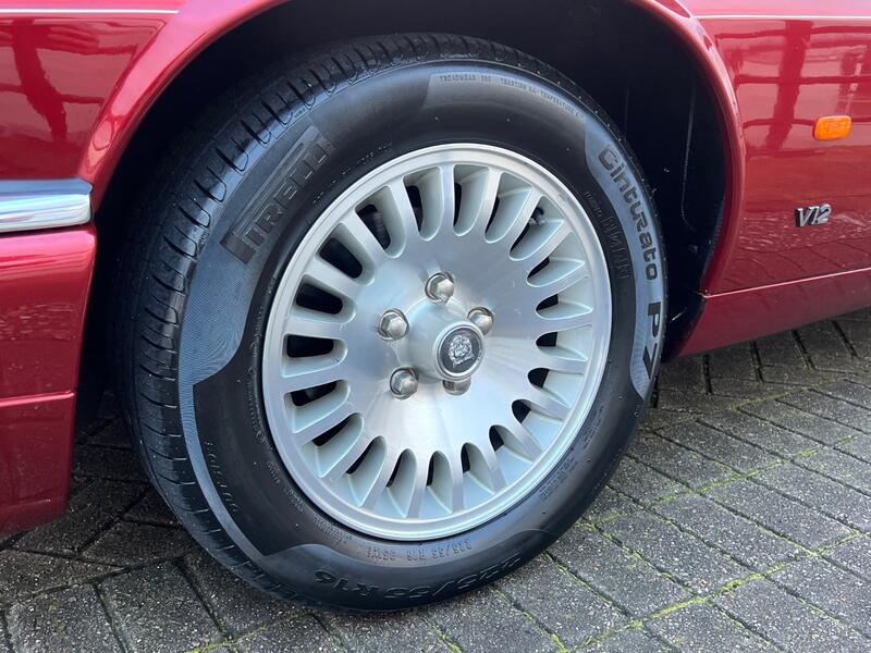 JAGUAR XJS