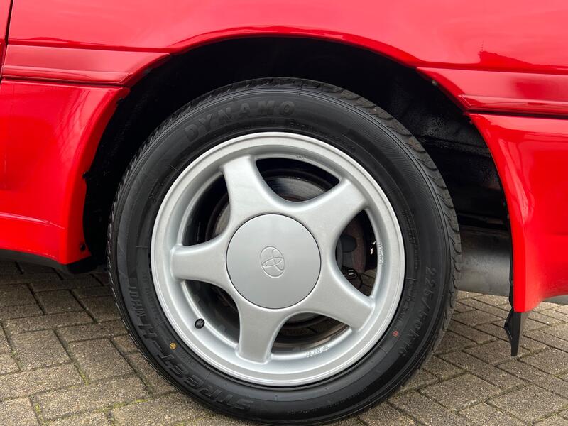 TOYOTA SUPRA