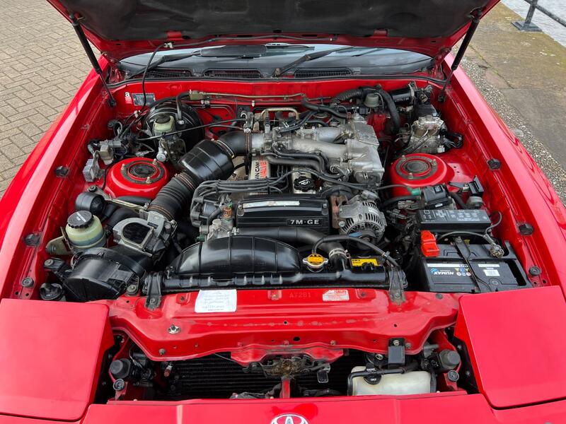 TOYOTA SUPRA