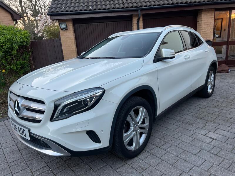View MERCEDES-BENZ GLA CLASS 2.1 GLA220d Sport
