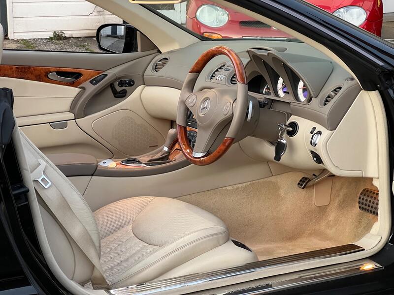 MERCEDES-BENZ SL