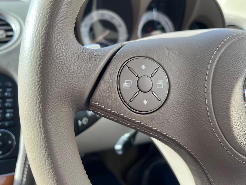 MERCEDES-BENZ SL