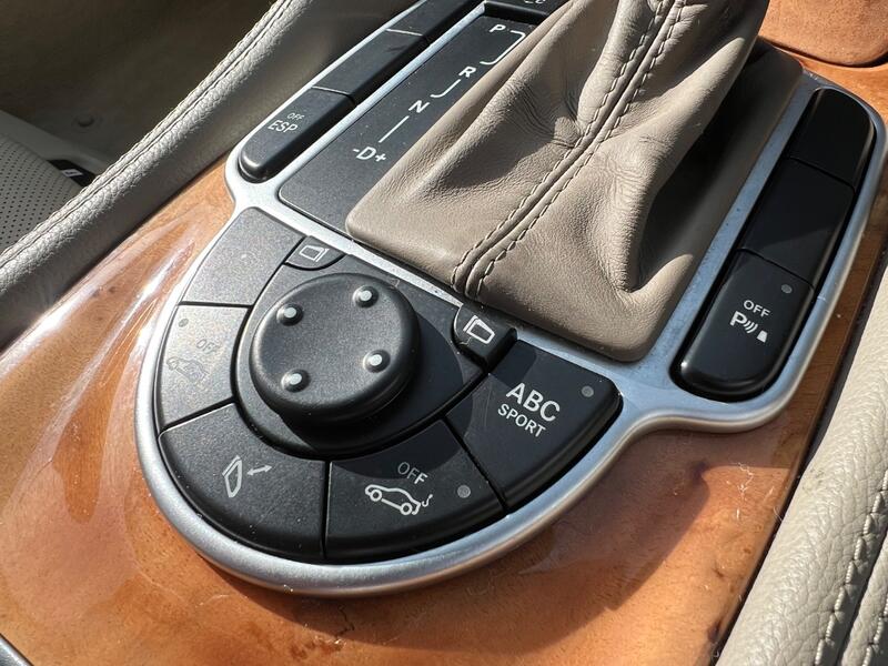 MERCEDES-BENZ SL