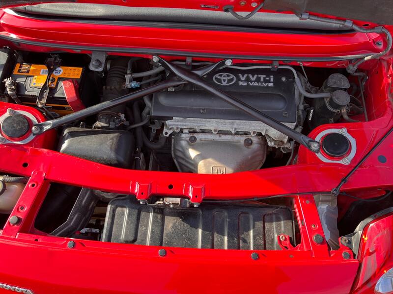 TOYOTA MR2