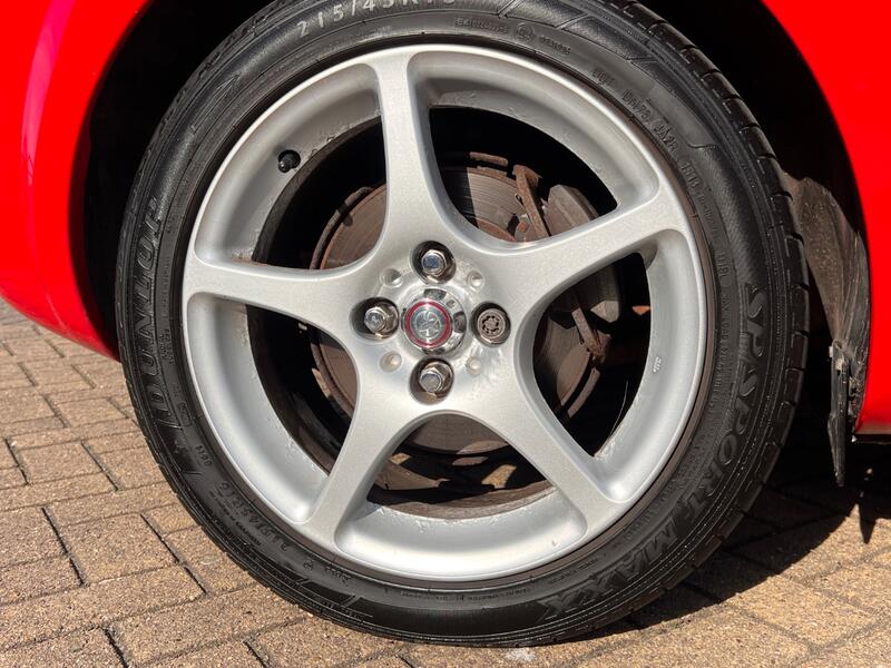 TOYOTA MR2