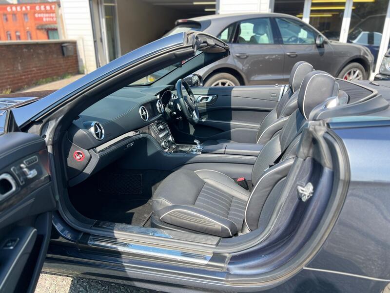 View MERCEDES-BENZ SL 3.5 SL350 V6 BlueEfficiency