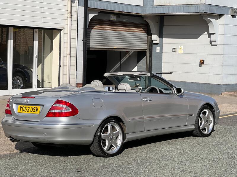 View MERCEDES-BENZ CLK 3.2 CLK320 Avantgarde