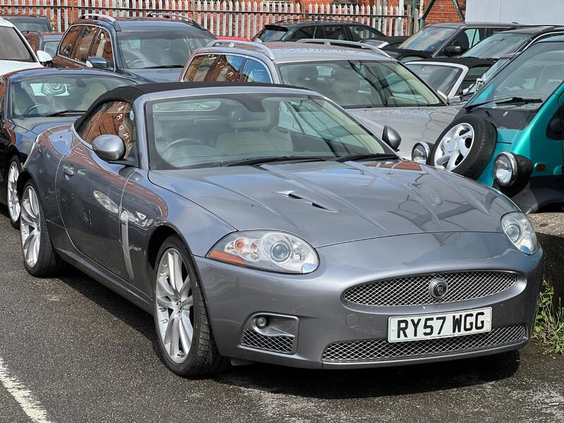 View JAGUAR XKR 4.2 V8